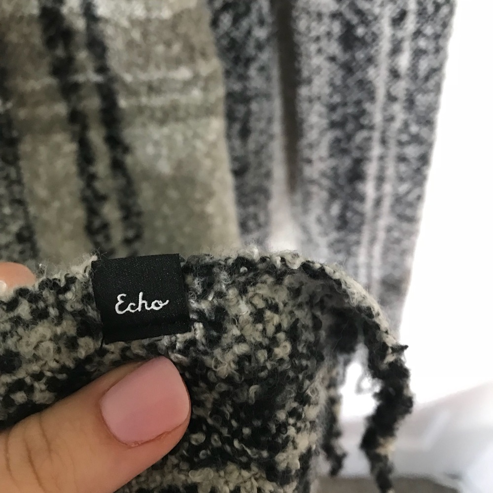 Plaid fringe scarf **FREE GIFT